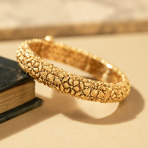 Temple Gold Bangle Set — 22KT